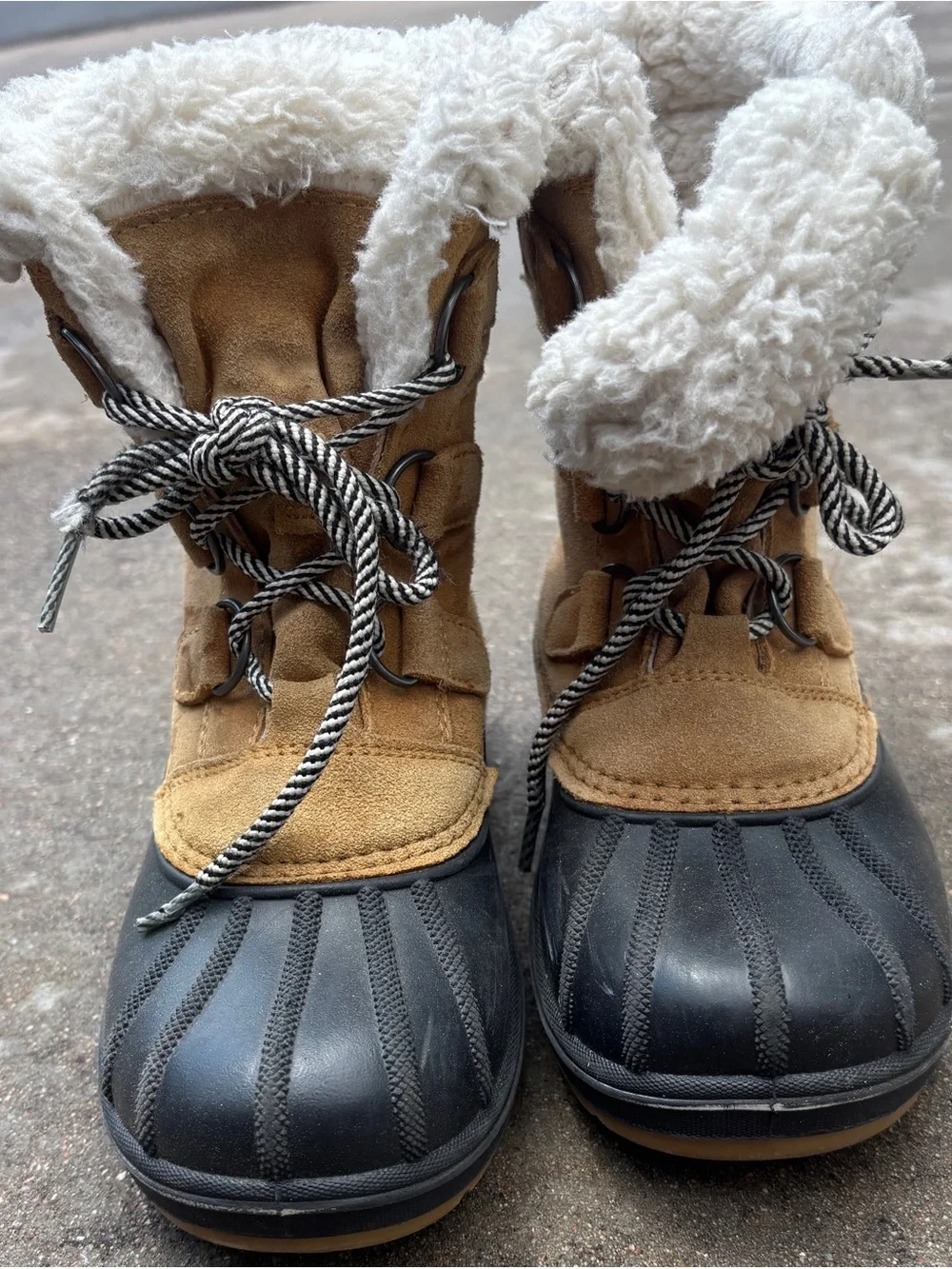 Cat and Jack Kids Waterproof Winter Boots - Tan and Black